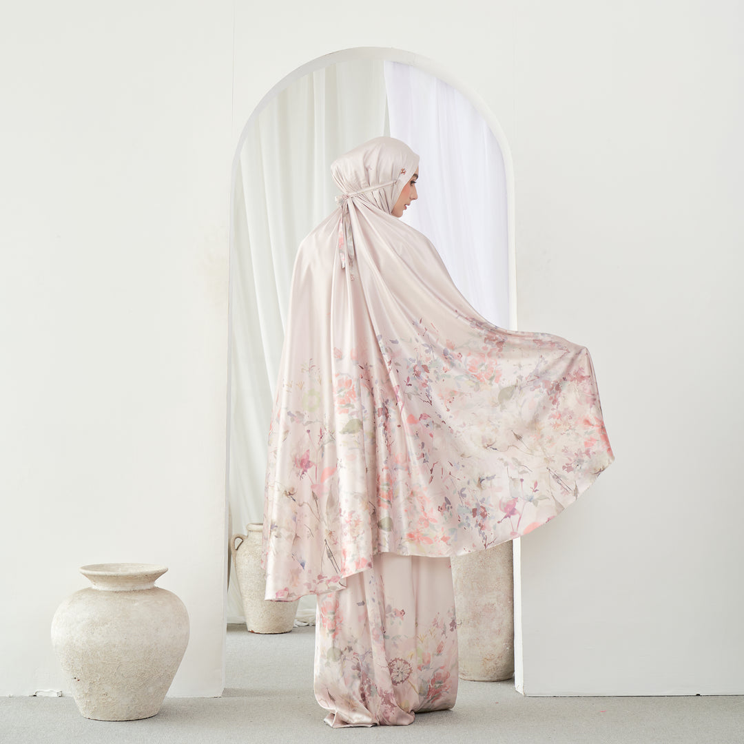 HAIDA Prayer Wear  + Pouch + Prayer Mat