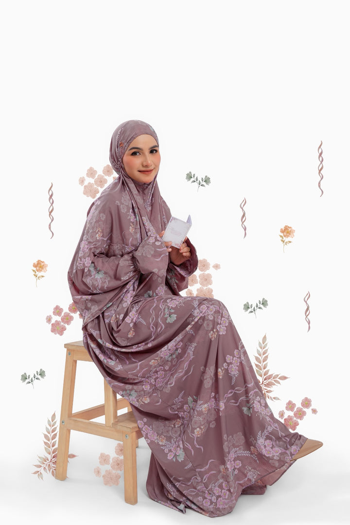 Fateema Travel Prayer Wear + Prayer Mat + Pouch