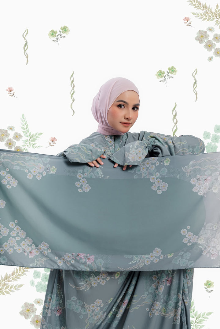Fateema Travel Prayer Wear + Prayer Mat + Pouch