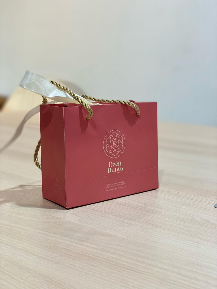 Deen Dunya Signature Gift Bag