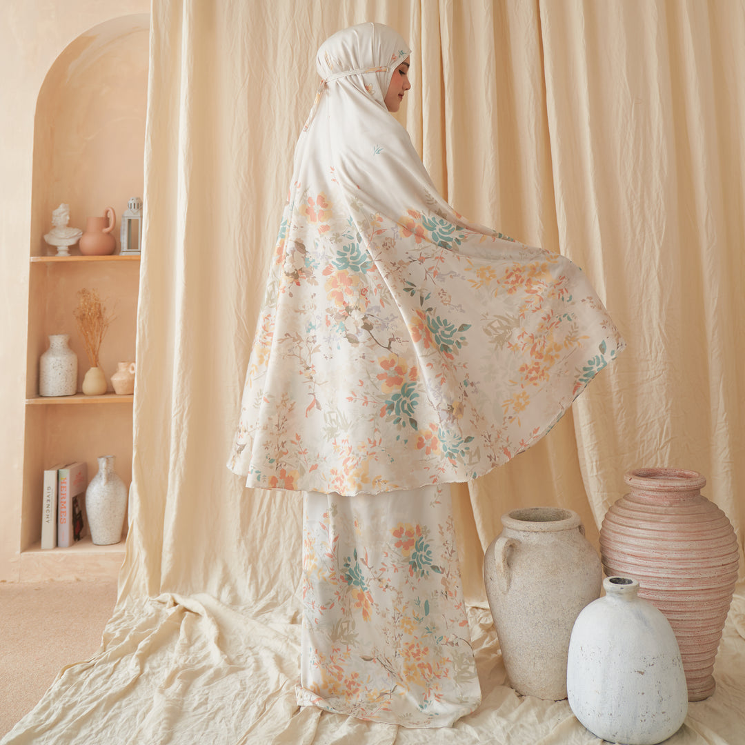 RANIA Prayer Wear + Pouch + Prayer Mat