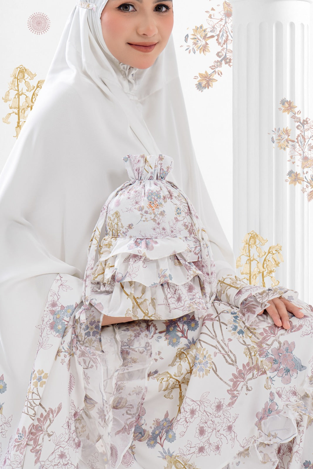 IZNIK Prayer Wear + Pouch + Prayer Mat