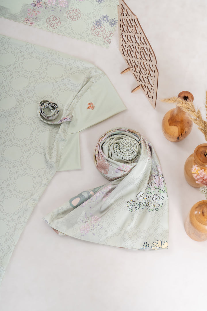 LUXURY GARDEN Prayer Wear  + Pouch + Prayer Mat