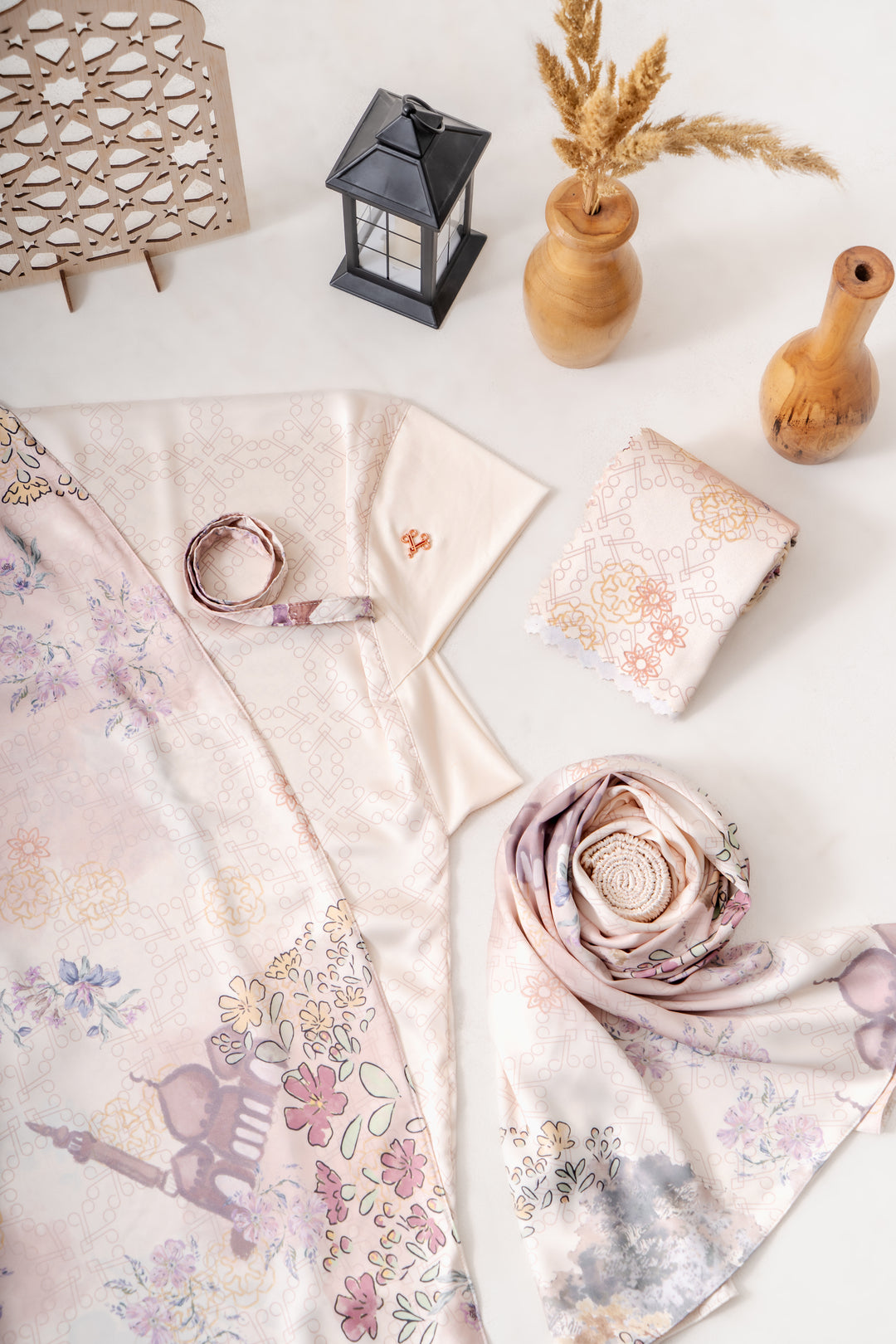 LUXURY GARDEN Prayer Wear  + Pouch + Prayer Mat