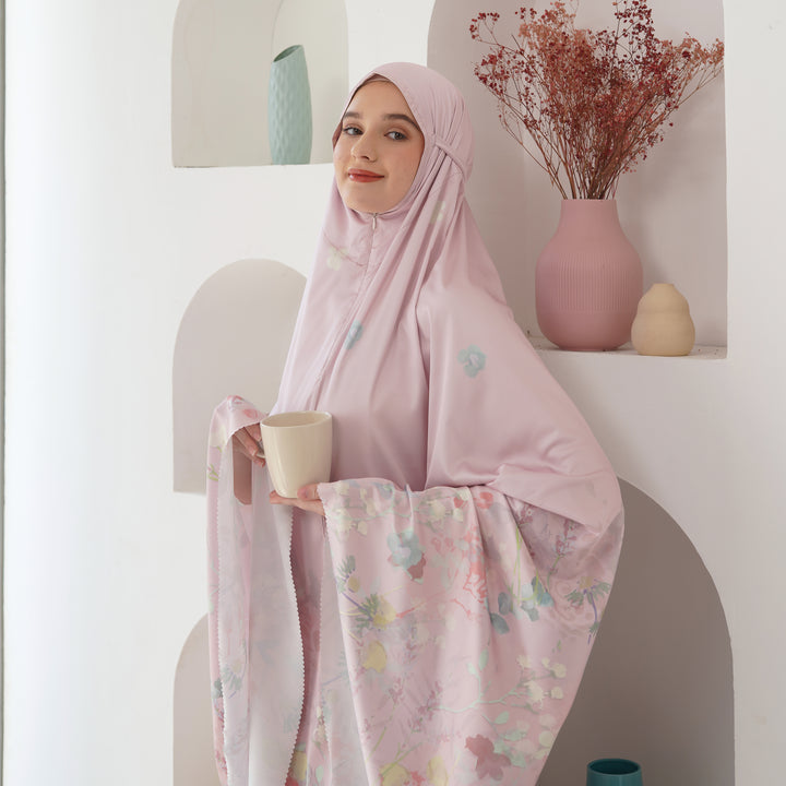 DIANTHA Prayer Wear + Pouch + Prayer Mat