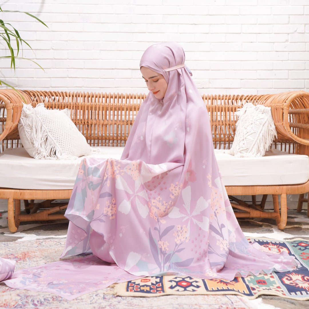 QUELLA Prayer Wear  + Pouch + Prayer Mat