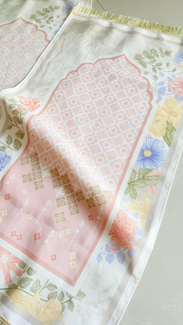 AYLA Prayer Mat with Pouch