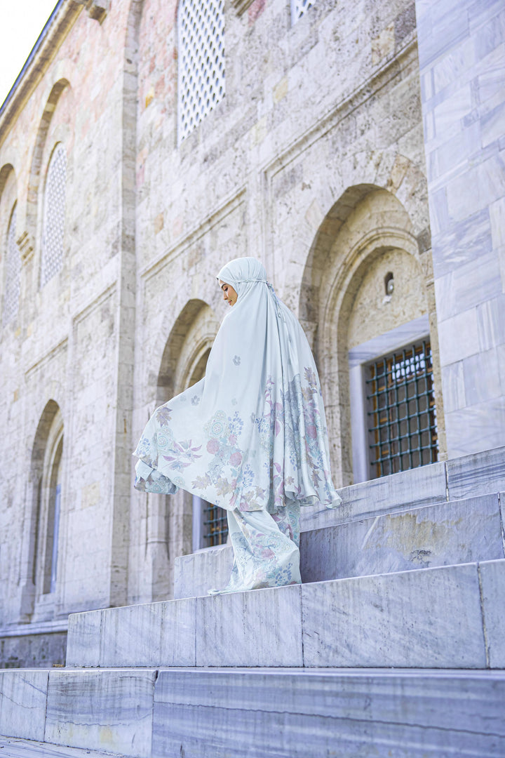 HAGIA Prayer Wear + Pouch + Prayer Mat