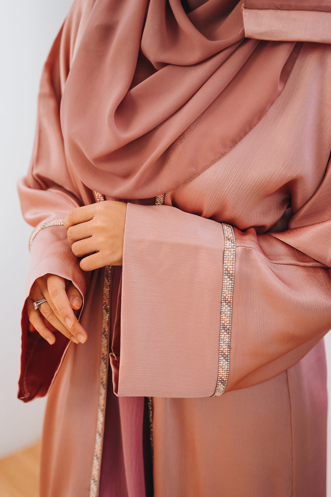 LYNNA Premium Abaya + Shawl