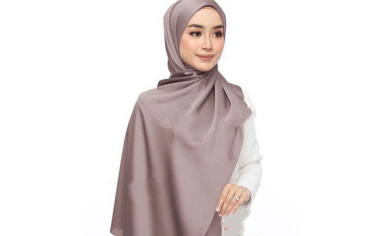 LUX Bubble Satin Shawls