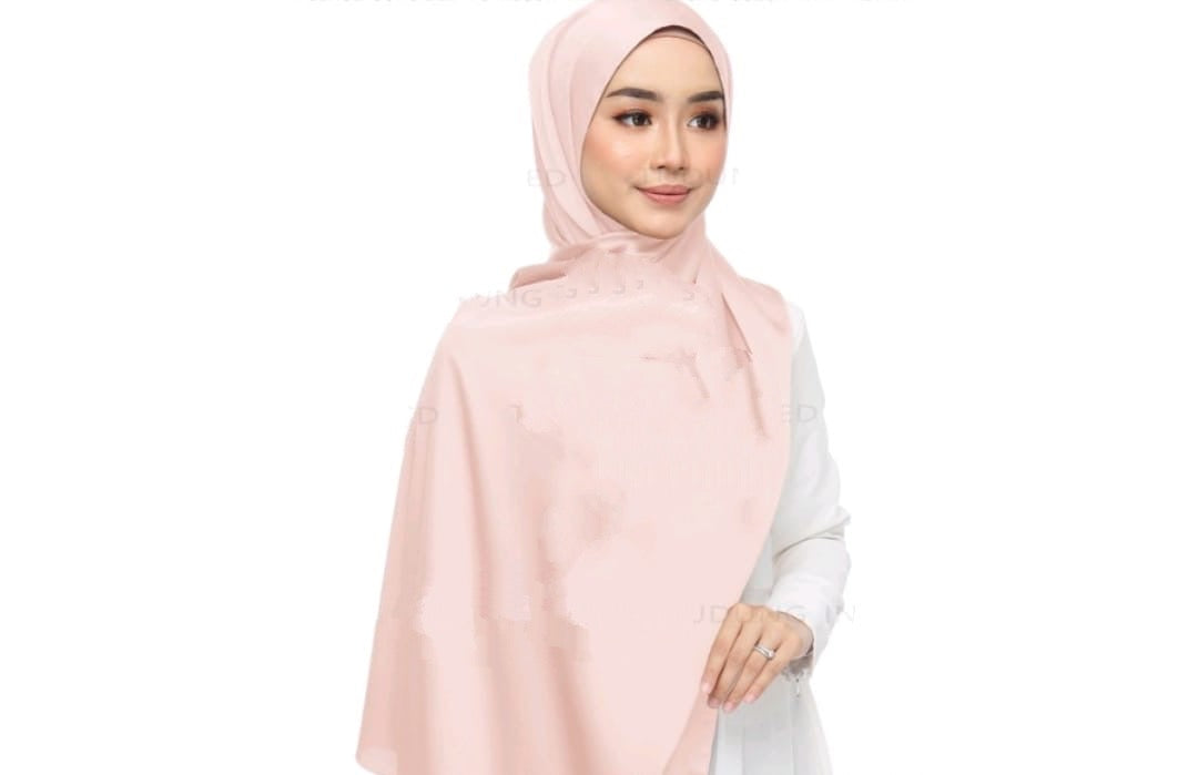 LUX Bubble Satin Shawls